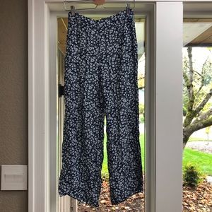 Floral wide leg pants